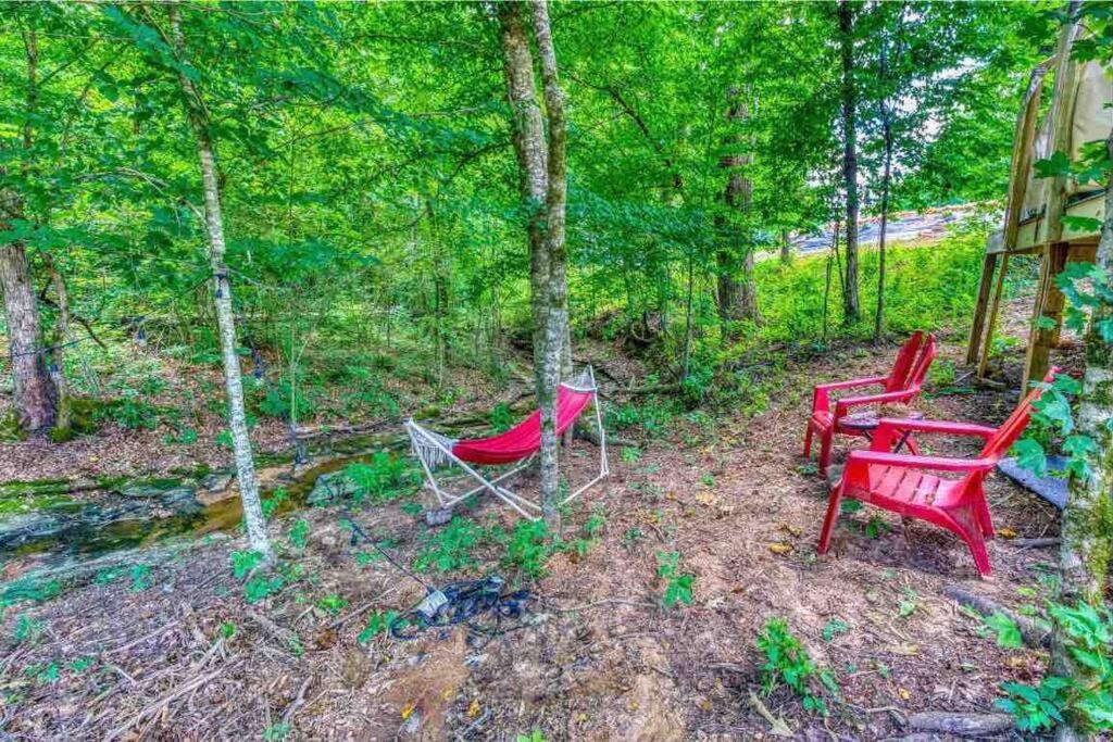 The Pisces-A Stargazing, Luxury Glamping Tent Rogersville エクステリア 写真